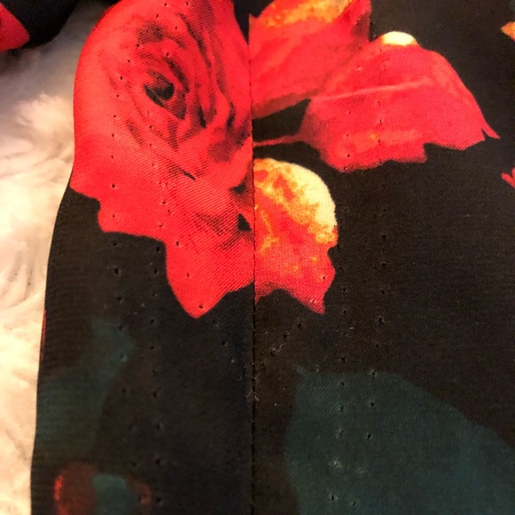 Vince Camuto floral blazer 🌸🌼🌷🌺 - Picture 6 of 7